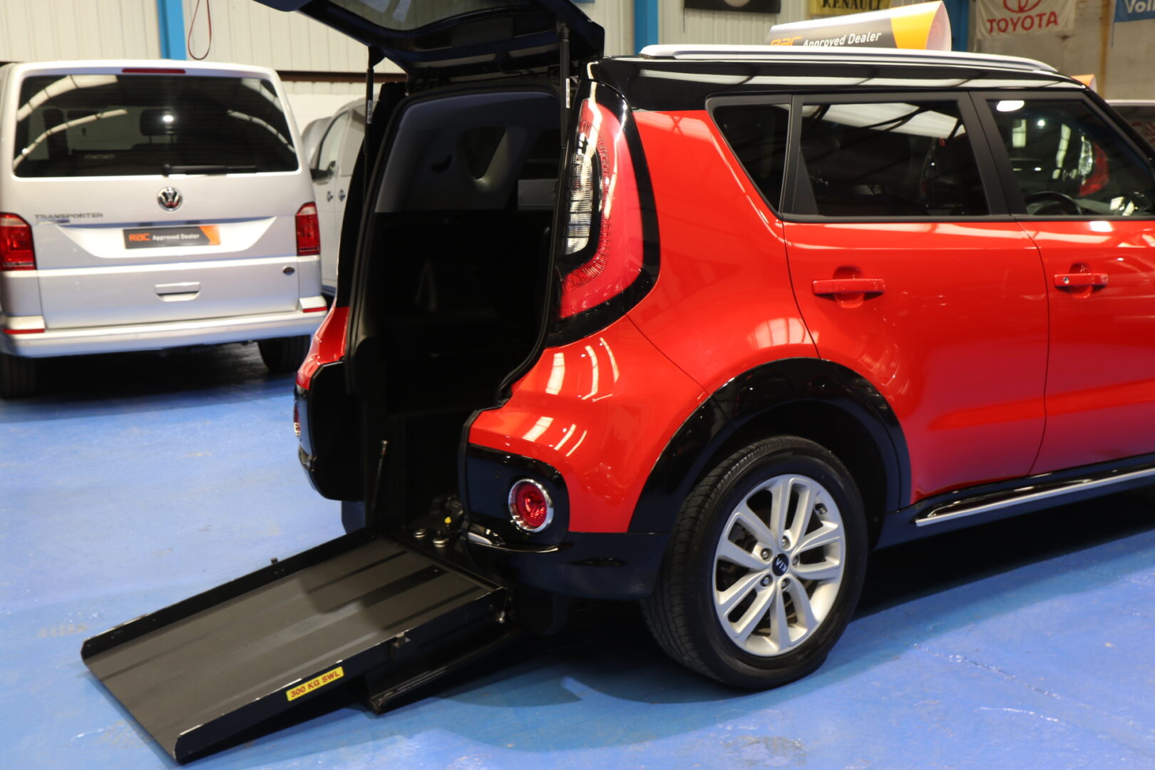 Kia Soul Wheelchair Accessible Vehicle Kl18 kmj