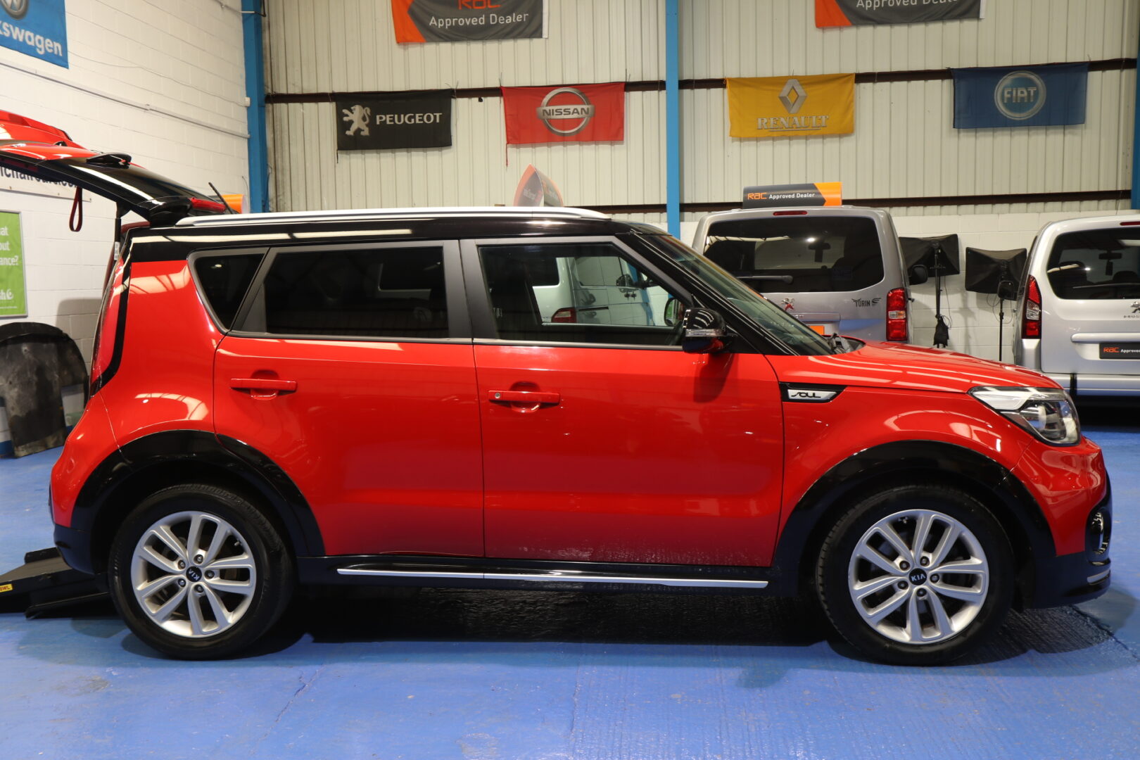 Kia Soul Wheelchair Accessible Vehicle Kl18 kmj