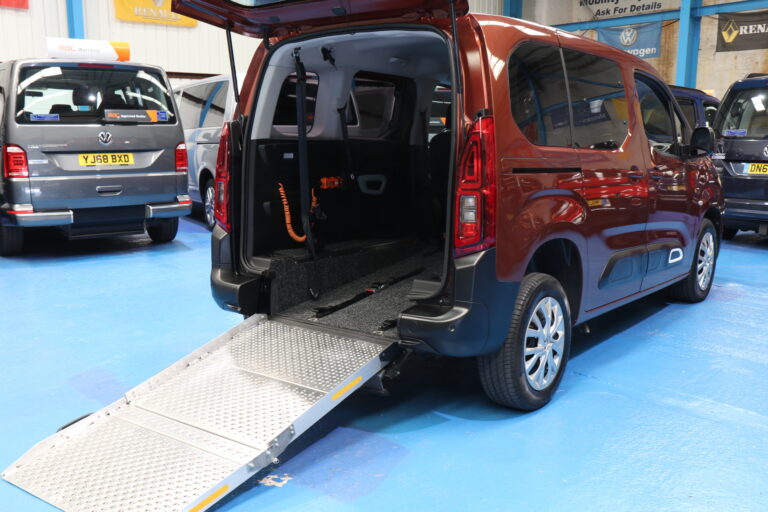Citroen Berlingo Wheelchair Accessible Vehicle nk22 eam