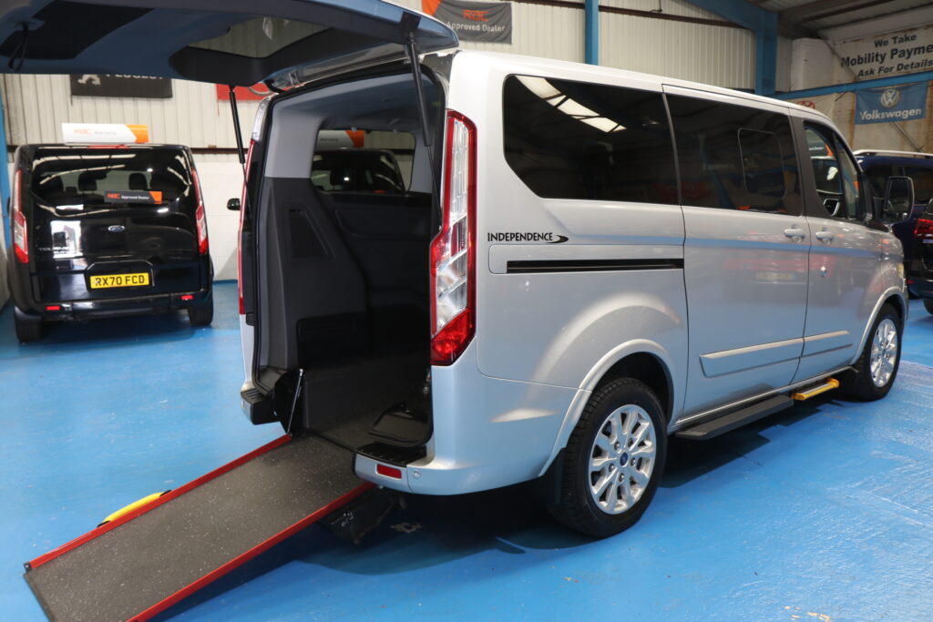 Ford Tourneo Custom Wheelchair Accessible Vehicle sh71 vnm