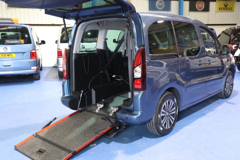 Peugeot Partner Wheelchair Accessible Vehicle Sf67 dby 