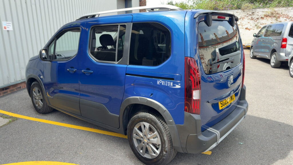 Peugeot Rifter Wheelchair Accessible Vehicle sg22 vwo
