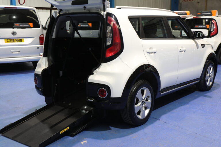 Kia Soul Wheelchair Accessible Vehicle kj19 nwa