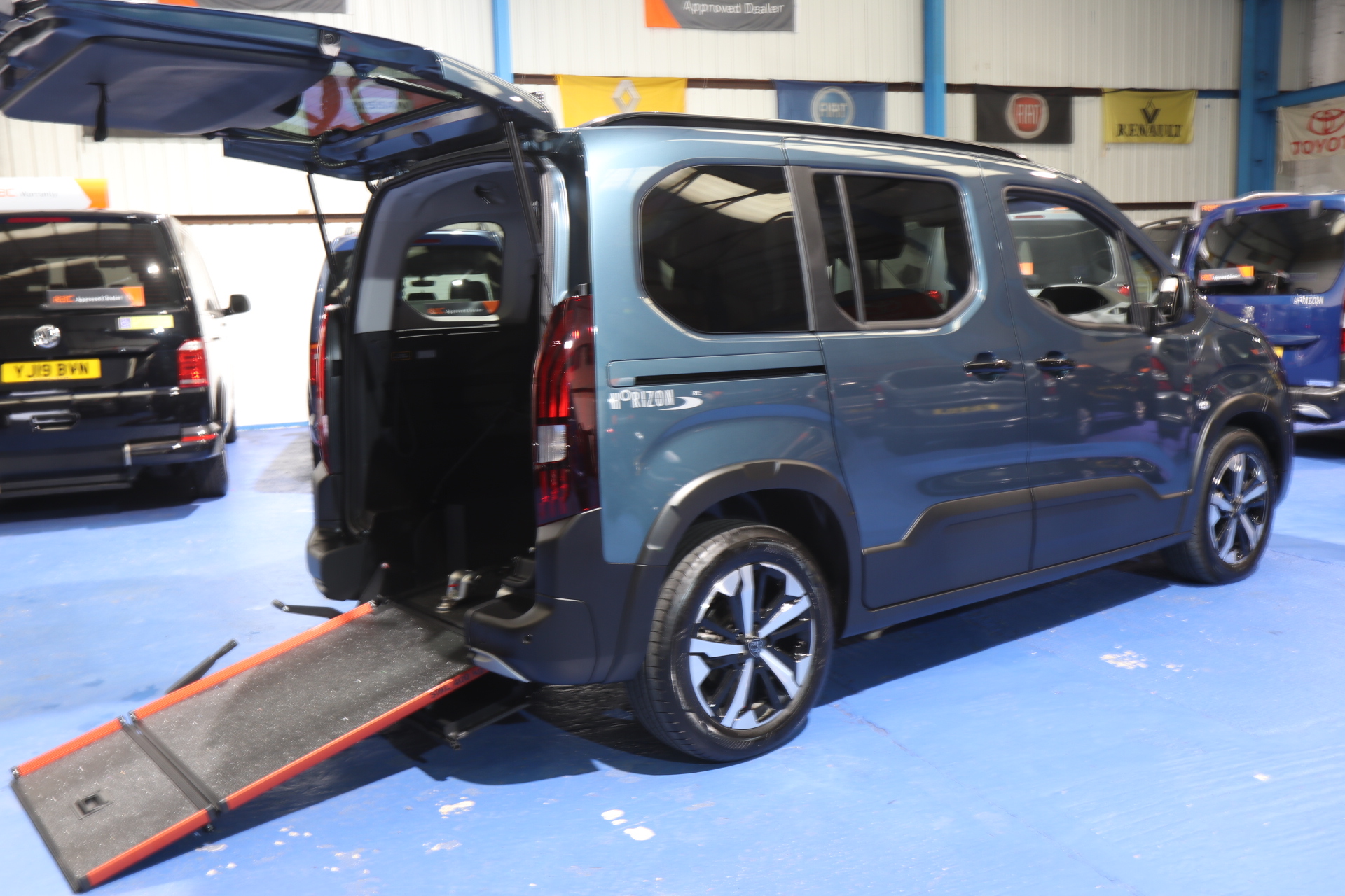 Peugeot Rifter Wheelchair Accessible Vehicle Sh25 yuk