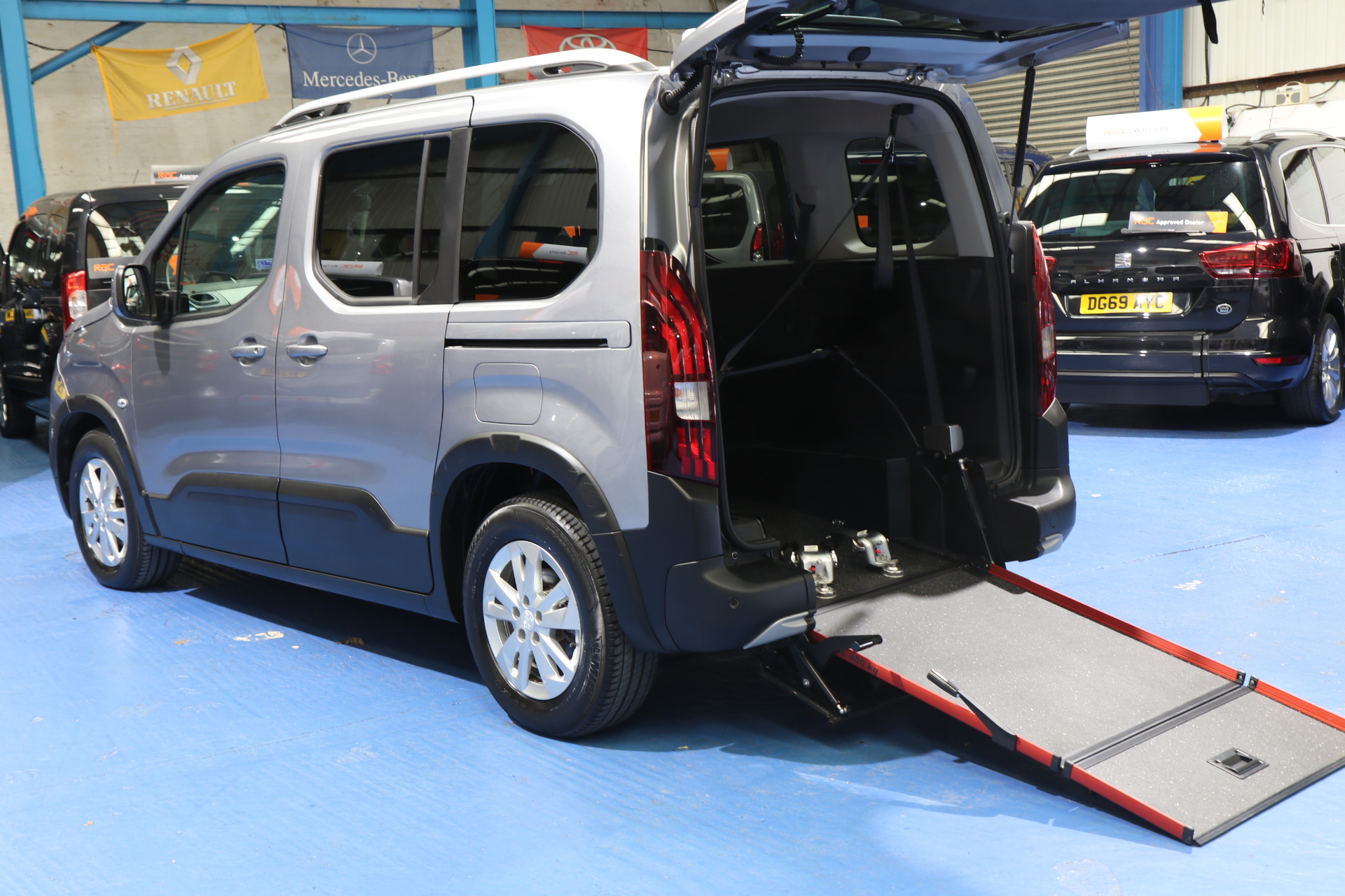 Peugeot Rifter Wheelchair Accessible Vehicle Sh71 fyp
