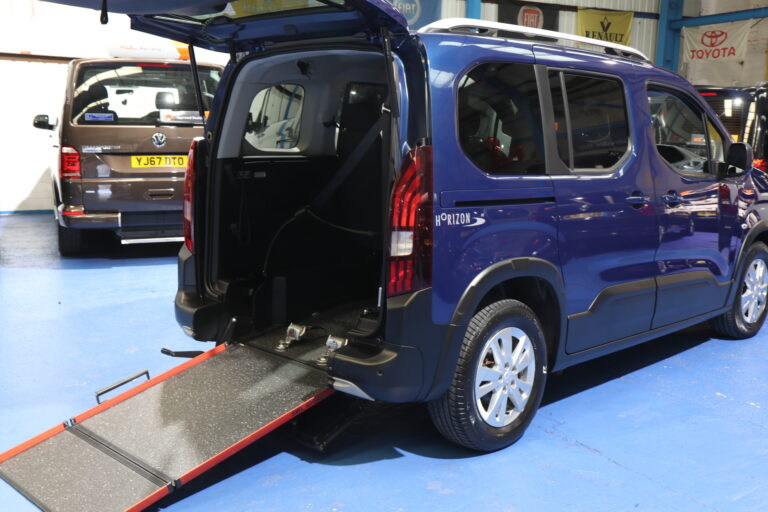 Peugeot Rifter Wheelchair Accessible Vehicle Sf70 juo