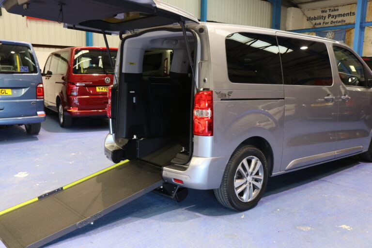 Peugeot Traveller Wheelchair Passenger Upfront Wa21 bnd