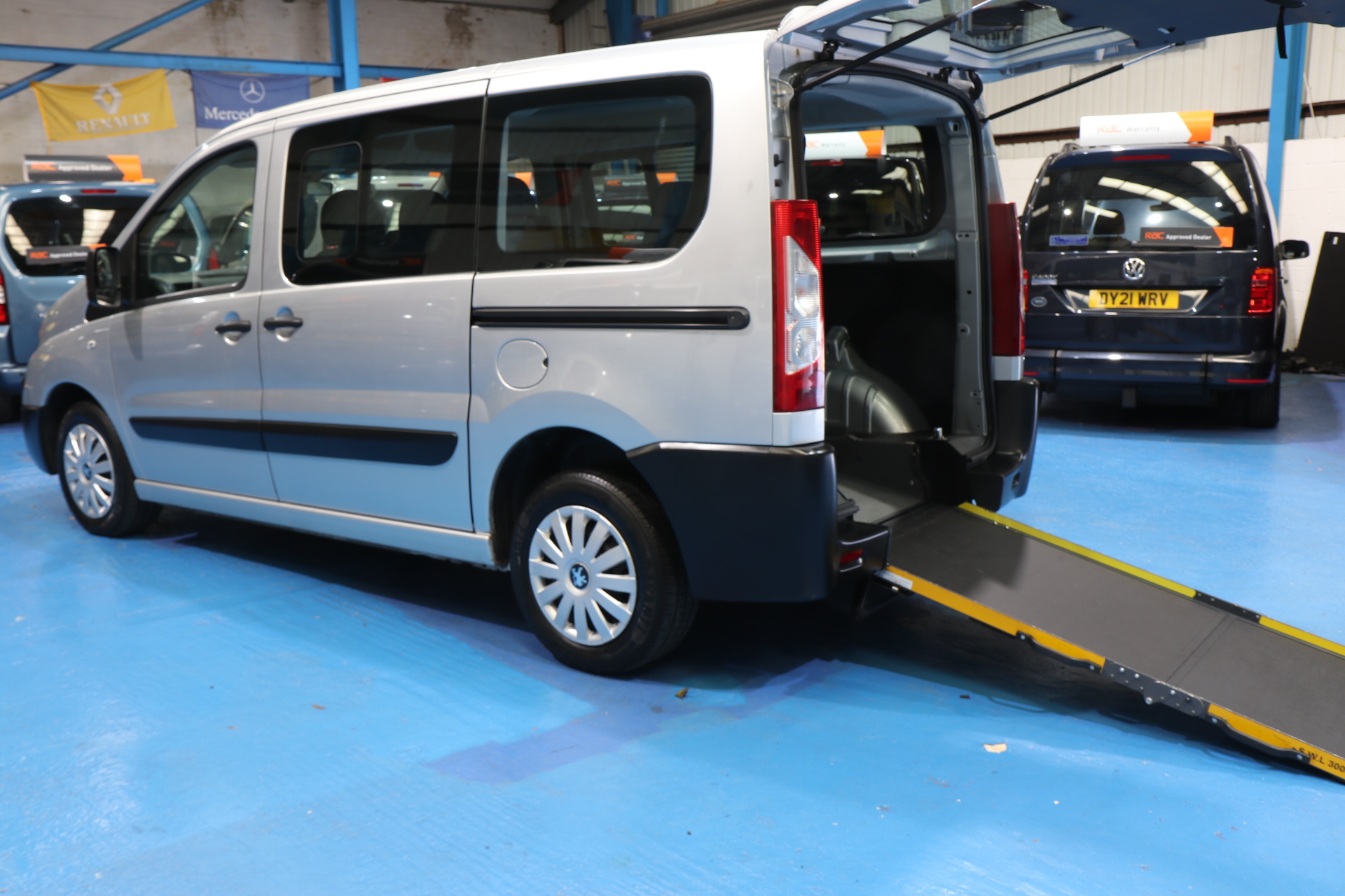 Peugeot Expert Wheelchair Accessible Vehicle wj16 nyb