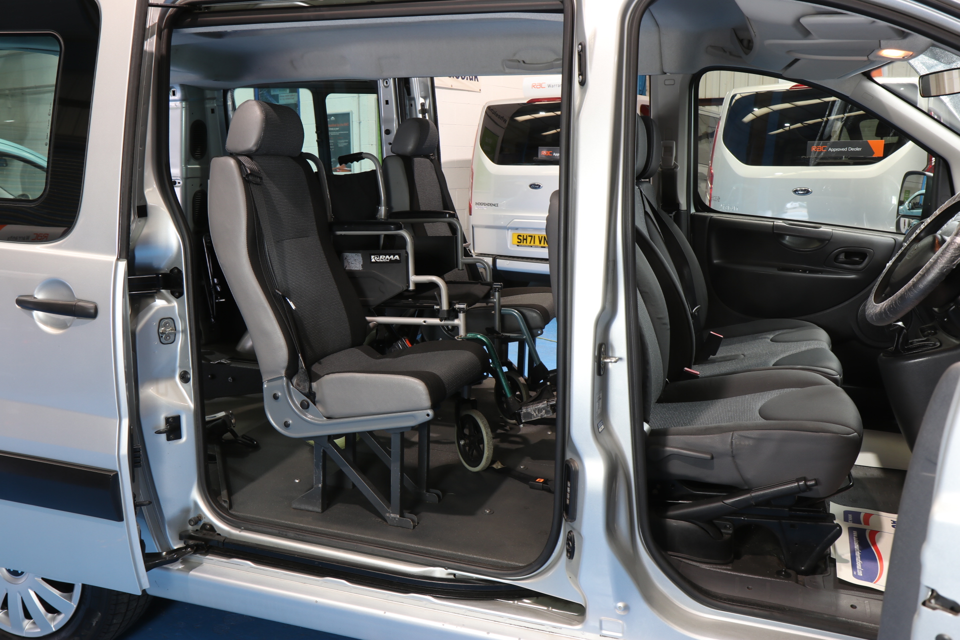 Peugeot Expert Wheelchair Accessible Vehicle wj16 nyb