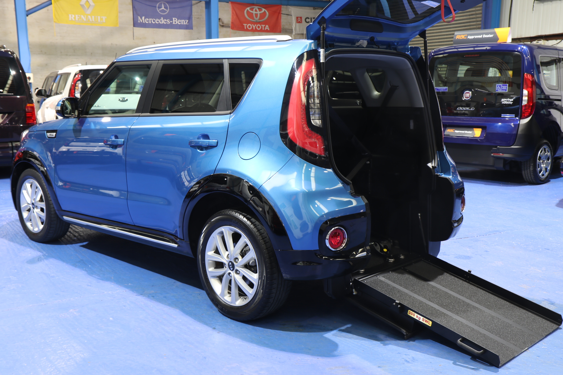 Kia Soul Wheelchair Accessible Vehicle Kr17 ooy