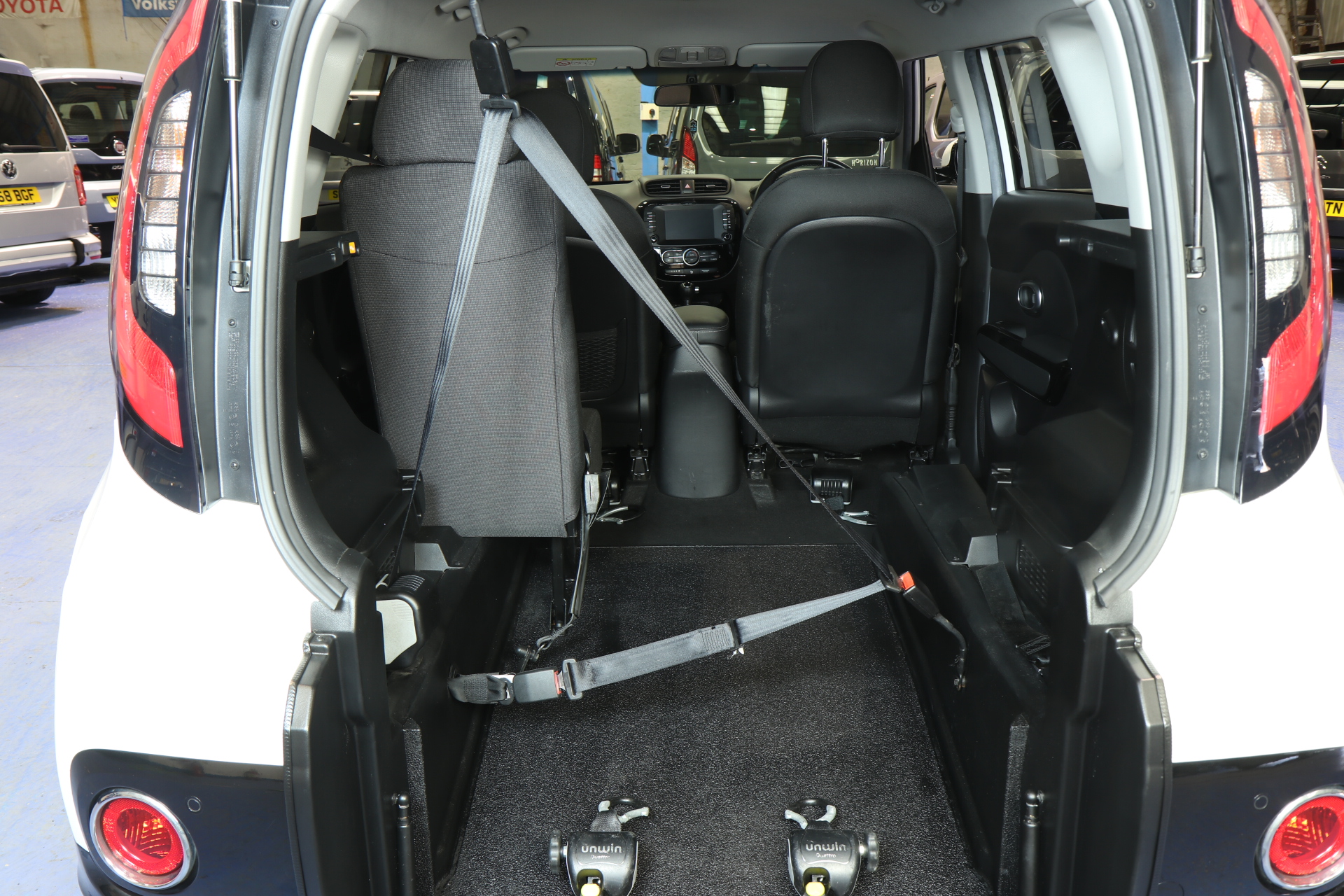 Kia Soul Wheelchair Accessible Vehicle Kr67 unh
