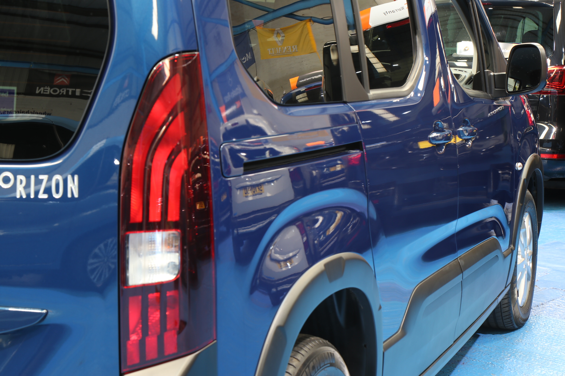 Peugeot Rifter Wheelchair Accessible Vehicle sb21 hch