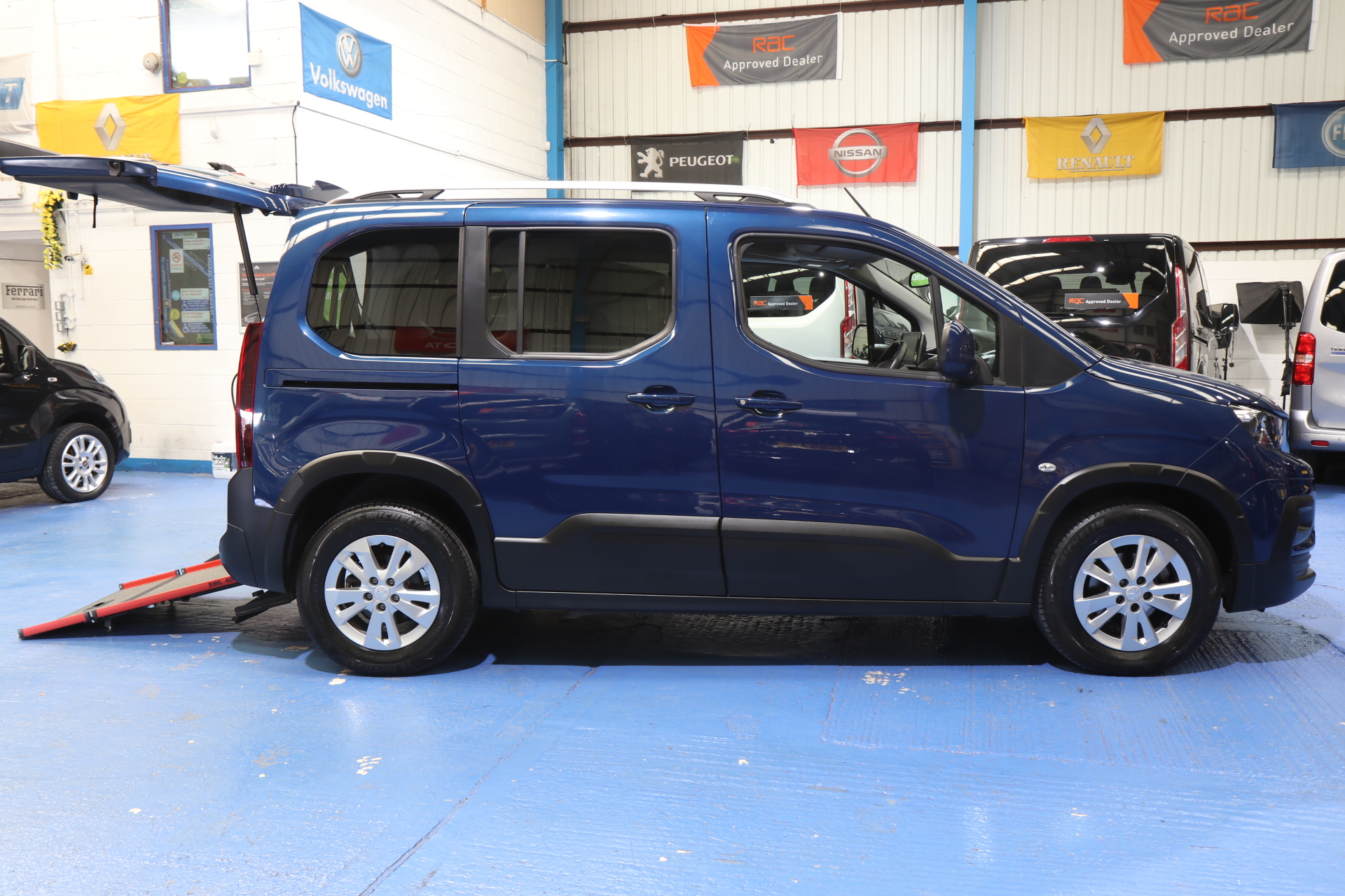 Peugeot Rifter Wheelchair Accessible Vehicle sb21 hch