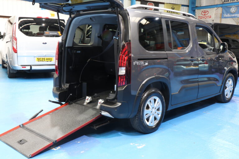 Peugeot Rifter Wheelchair Accessible Vehicle sj21 gca