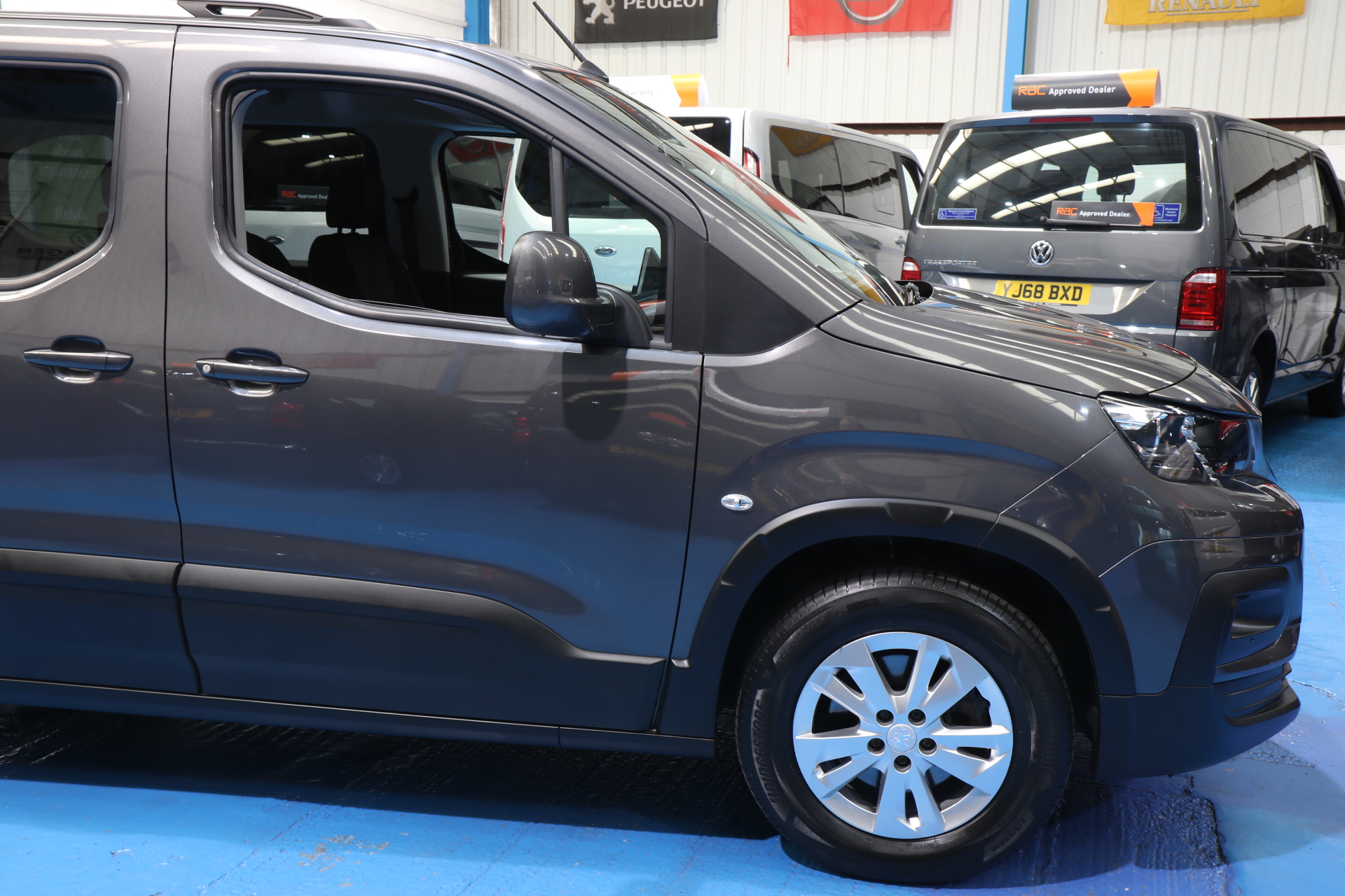 Peugeot Rifter Wheelchair Accessible Vehicle sj21 gca