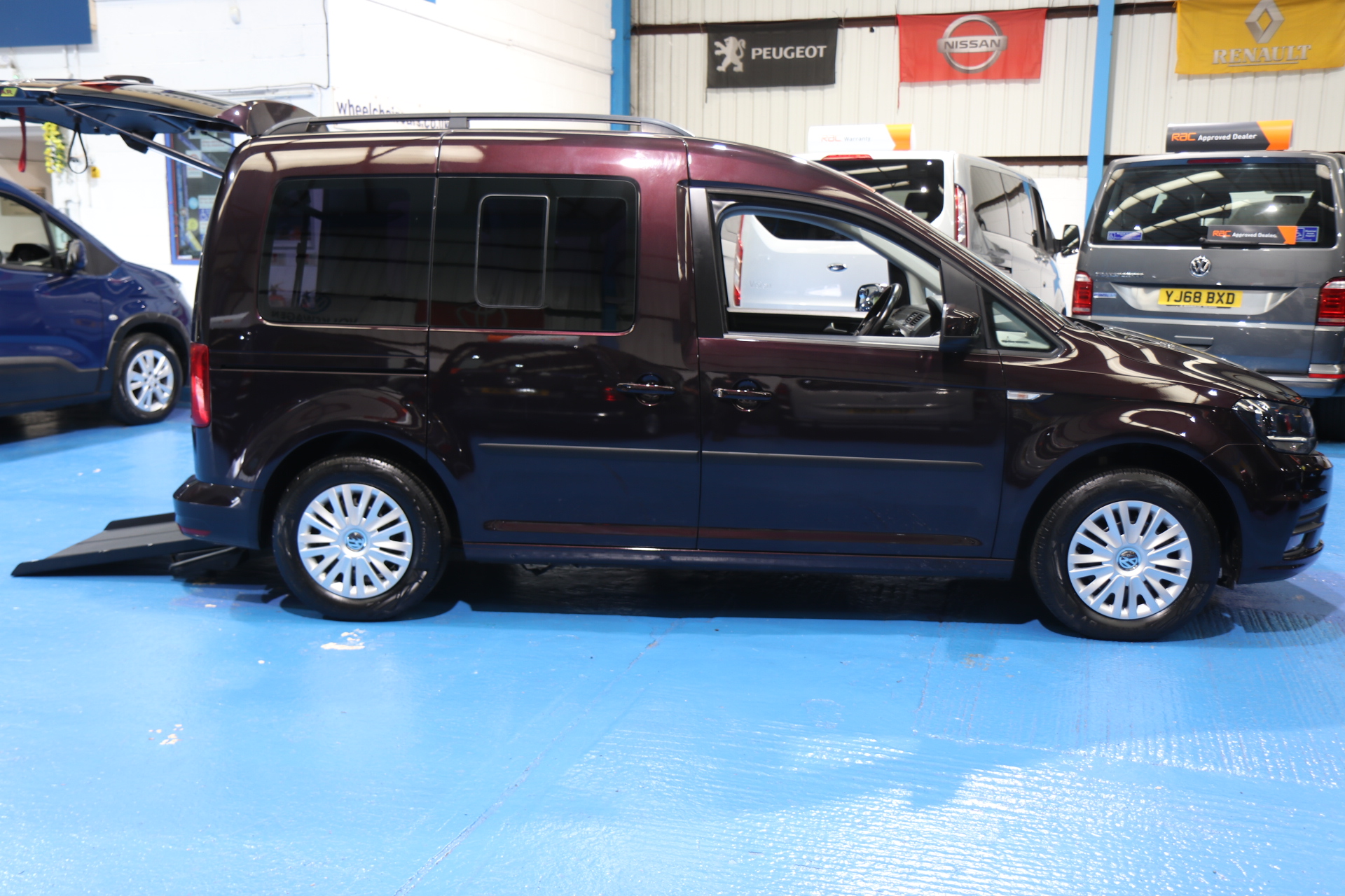 Volkswagen Caddy Wheelchair Driver Transfer Dp16 whk