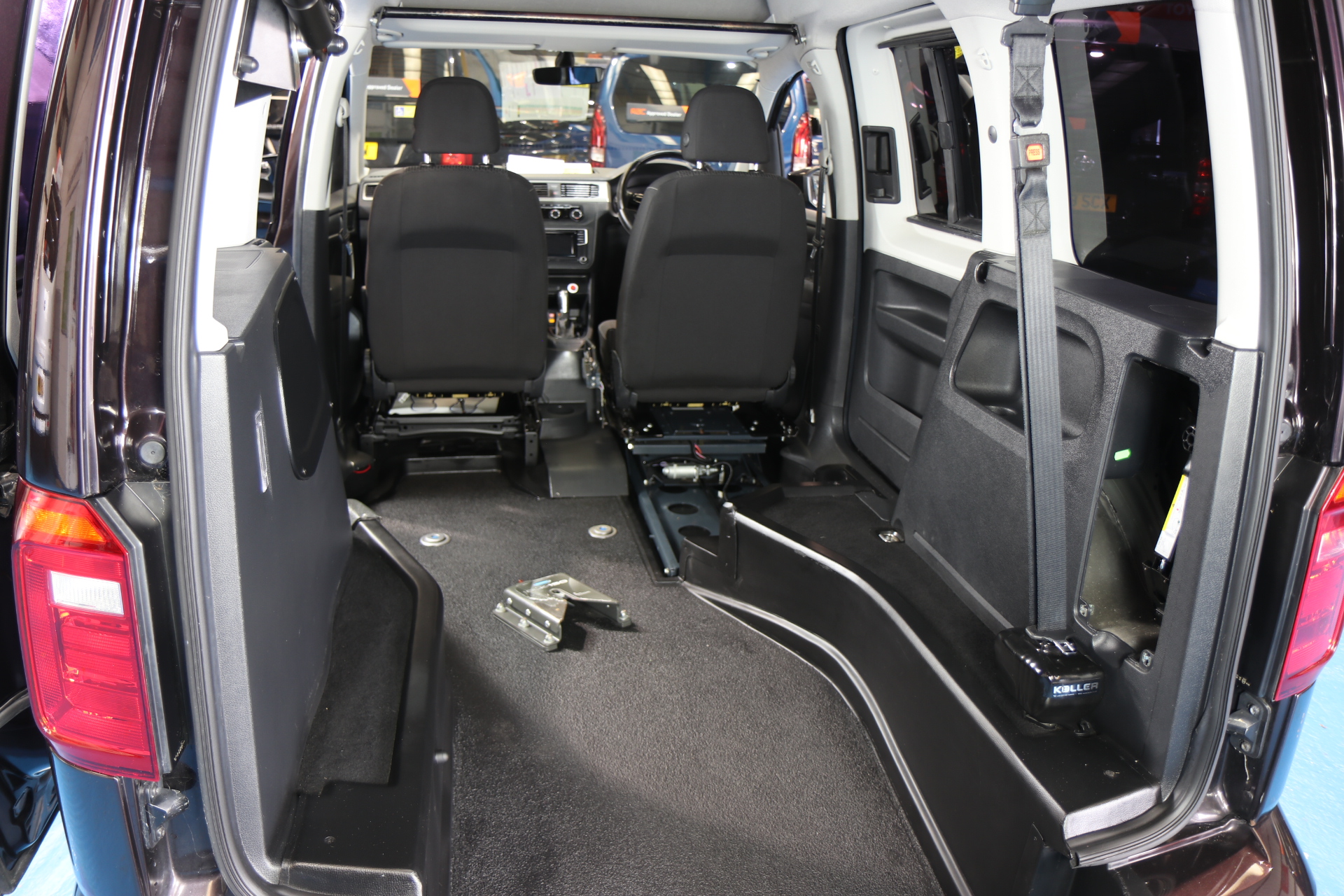 Volkswagen Caddy Wheelchair Driver Transfer Dp16 whk