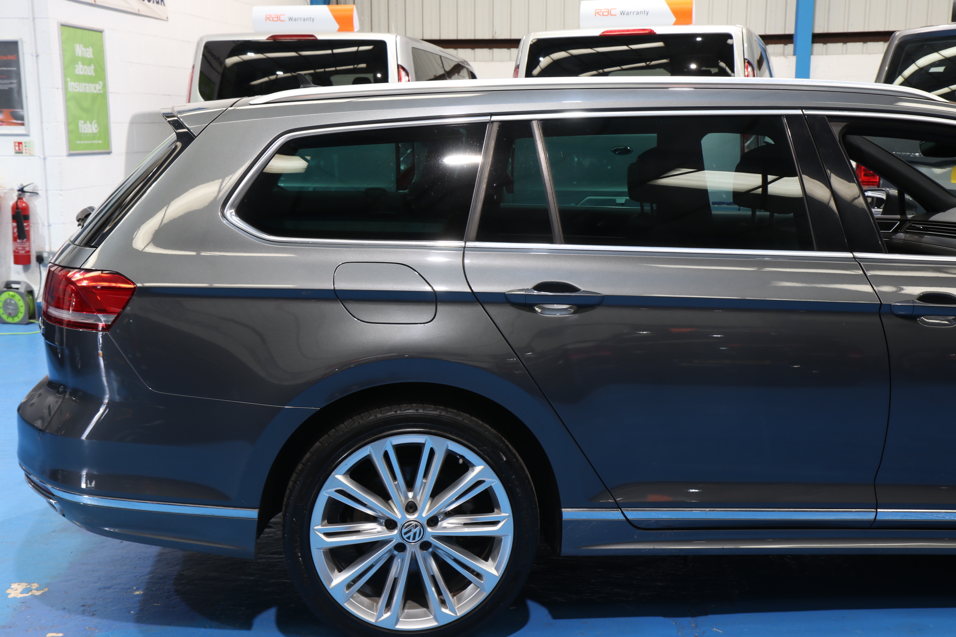 2016 Volkswagen Passat R-Line Estate Dg16 Tzc
