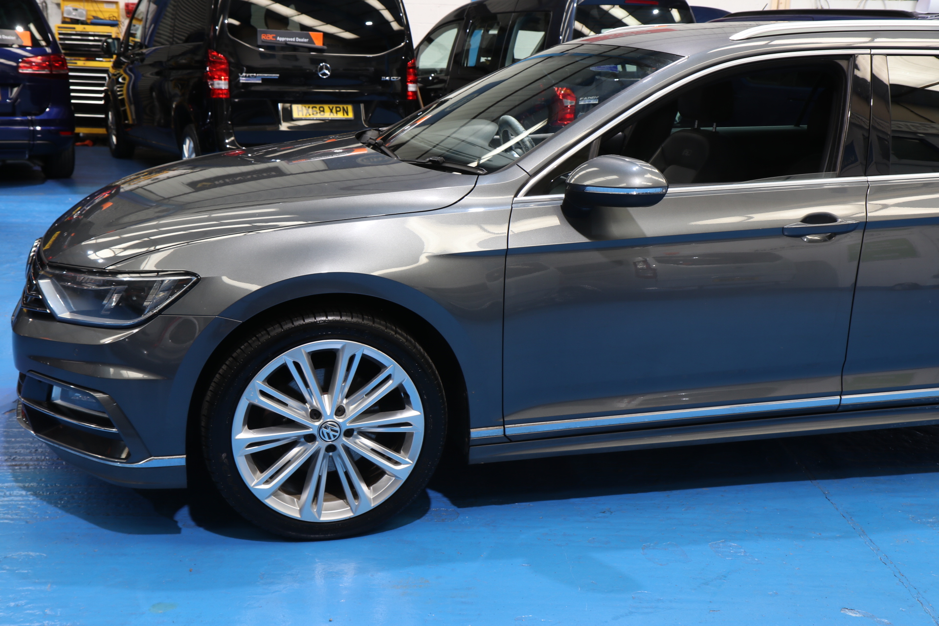 2016 Volkswagen Passat R-Line Estate Dg16 Tzc