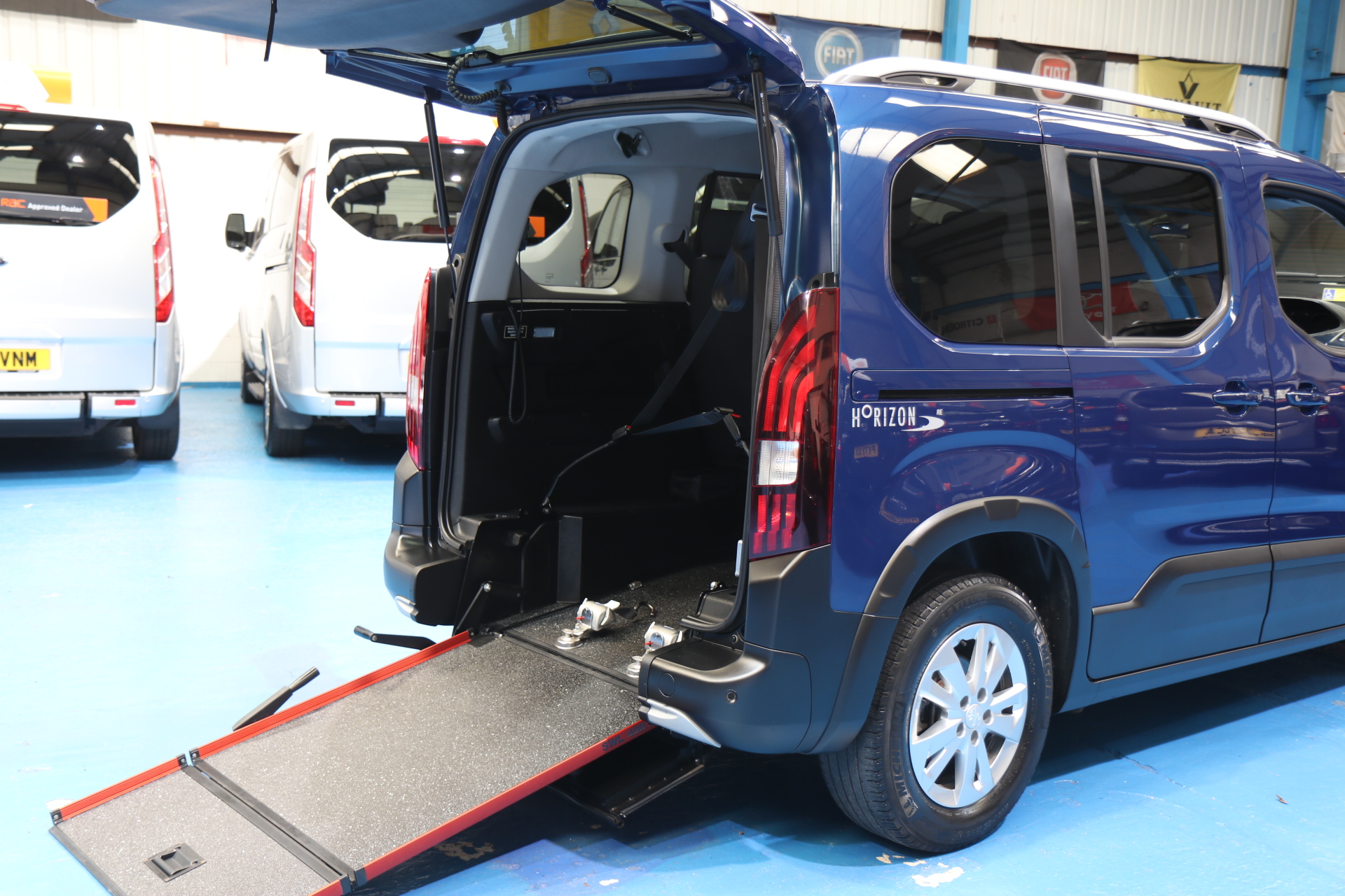 Peugeot Rifter Wheelchair Accessible Vehicle Sb21 jxu
