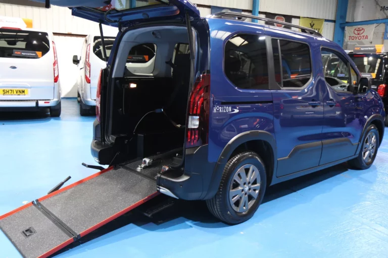Peugeot Rifter Wheelchair Accessible Vehicle sd23 rmz